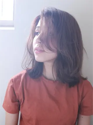 セミロング 石川 理恵のヘアスタイル