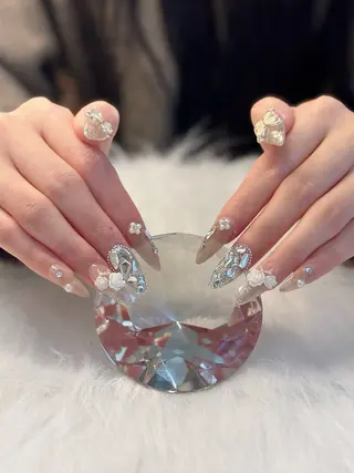 ネイル La chouchou所属・透明感/フィルイン/ 亀戸5分ラシュシュのネイルデザイン