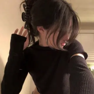 カラー 🩶透髪×モテ髪🩶 池袋SHE🏹🩶のヘアスタイル