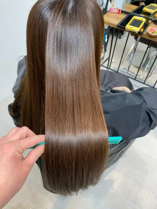 セミロング a-o岡野　こやま しんぺいのヘアスタイル