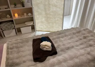 毛穴洗浄×リンパケア 🫧潤いつるん肌へのエステ・リラクイメージ