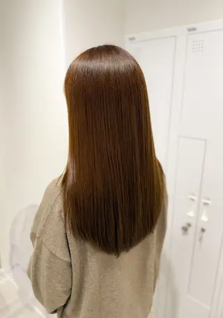 ロング カセヤ リョウのヘアスタイル