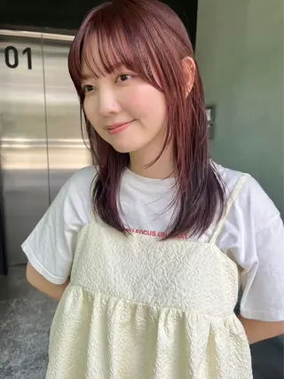 ミディアム 永田 優希のヘアスタイル