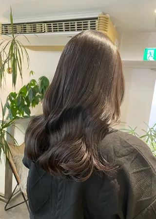 ロング カラー 新宿/透明感カラー/ 赤み消し/彩乃のヘアスタイル