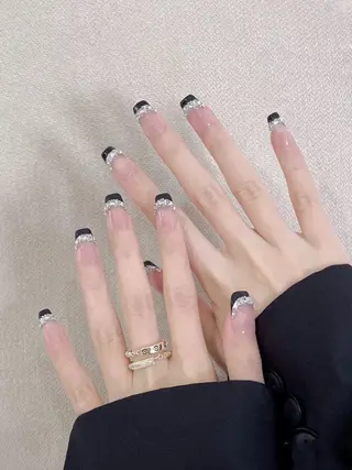 ネイル 🌈 Laule'aのネイルデザイン