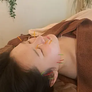美容鍼×エステ 鍼灸 サロンmiyabiのエステ・リラクイメージ