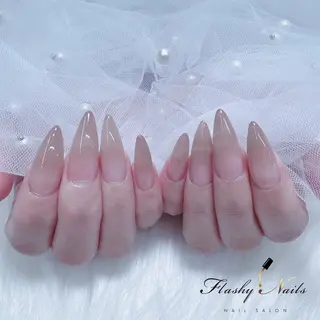 ネイル Flashy Nailsのネイルデザイン