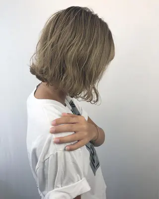 ショート カラー 🤍2nd🤍田所 美希のヘアスタイル