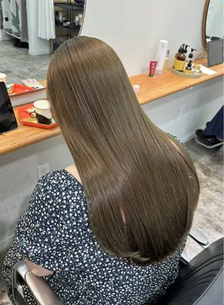 ロング カラー ENIEN MAKE'S 立川所属・立川/艶髪ブラウン カラーYUJIのヘアスタイル