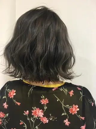 ミディアム カラー ヘアアレンジ きむえり/髪質改善 /うねり広がり改善のヘアスタイル