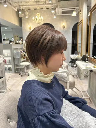 ショート カラー 小野 明日香のヘアスタイル