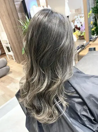 ロング カラー 髪質改善で 憧れの潤艶美髪にのヘアスタイル