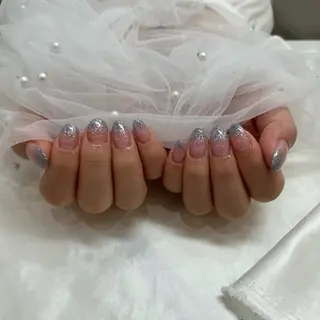 ネイル 🎀𝐶𝐻𝐼𝑆 𝐴𝑇𝑂🎀のネイルデザイン
