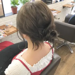 ショート カラー ヘアアレンジ 薬院:今泉/上川美幸 ボブ/顔周りレイヤーのヘアスタイル