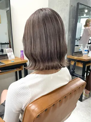ミディアム カラー ヘアアレンジ 🌷FUKA🌷 まろやかハイトーンのヘアスタイル