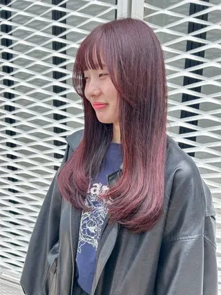 ロング カラー ヘアアレンジ yuka .のヘアスタイル