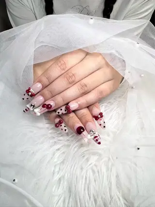 ネイル 🌈 Laule'aのネイルデザイン