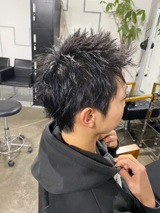 ショート ミヤタ フミヤのヘアスタイル
