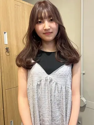 カラー レイヤーカット🍏 オリーブ/ののかのヘアスタイル