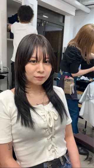 ロング 本田 央介のヘアスタイル