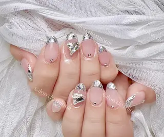 ネイル Momo 🤍のネイルデザイン