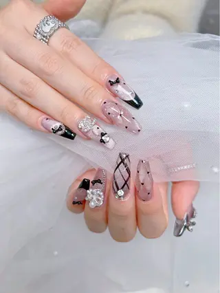 ネイル Mio_ Noiranailのネイルデザイン
