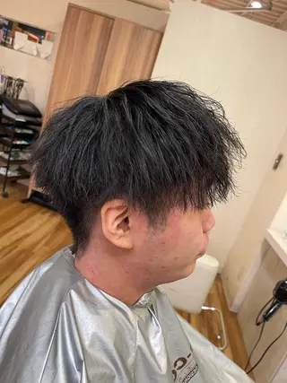 ミディアム 式部 颯斗のヘアスタイル