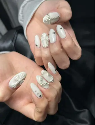 ネイル Tini ANA.CHUOのネイルデザイン