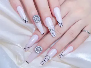 ネイル M🌷nail 長さだし専門店のネイルデザイン