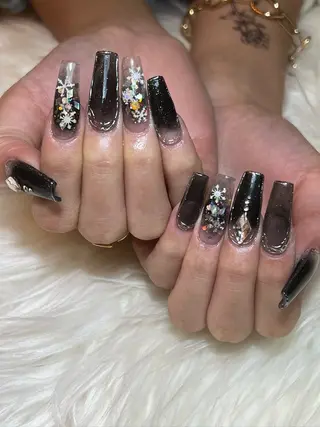 ネイル Feel千葉♡ Akaneのネイルデザイン