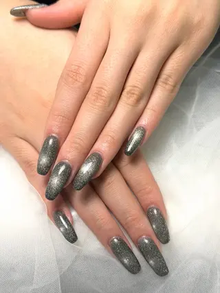 ネイル 池袋Uni nail 上品シンプルデザインのネイルデザイン