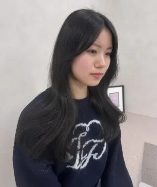 ロング カラー 韓国ヘア特化🇰🇷 心斎橋【ユリカ】のヘアスタイル