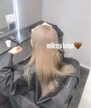 ロング ケアブリーチ/透明感 カラー🩶YURIAのヘアスタイル