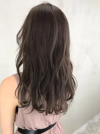 セミロング yui .のヘアスタイル