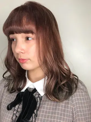 ミディアム カラー mana 暖色カラーカットのヘアスタイル