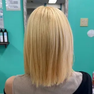 ミディアム 三原 友美のヘアスタイル