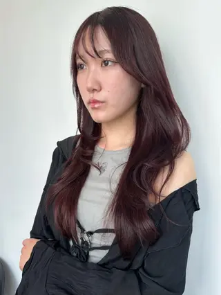 ロング カラー 伊藤 美奈穂のヘアスタイル