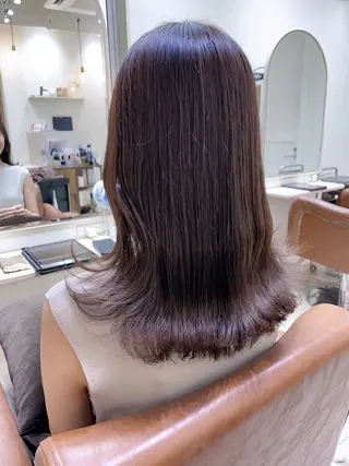 ミディアム カラー a-o横浜所属・村山 茉衣のヘアスタイル
