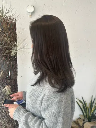 セミロング Ribetta所属・仁木 彩奈のヘアスタイル