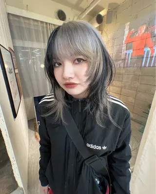 ミディアム カラー 圧倒的デザイン力 店長🎨RENAのヘアスタイル