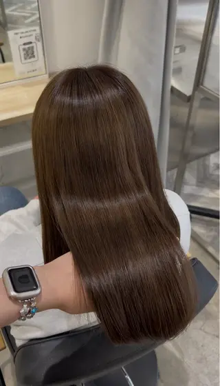 セミロング カラー himari💜 ハイトーンカラーのヘアスタイル