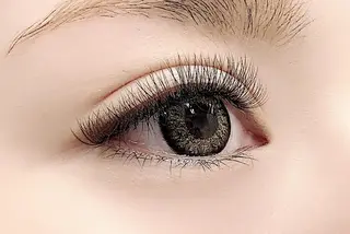 マツエク・マツパ プラスアイ 柏東駅前通り店のマツエク・マツパデザイン