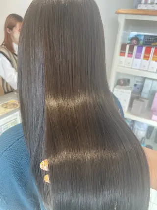 ロング カラー 嶋岡 乃愛のヘアスタイル