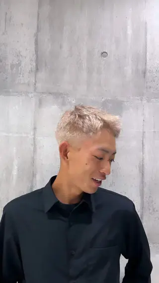 メンズ ハイトーンカラー✨️ 艶カラー特化Amiのヘアスタイル