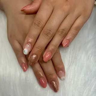 ネイル はあとねいる五反田店 aikaのネイルデザイン