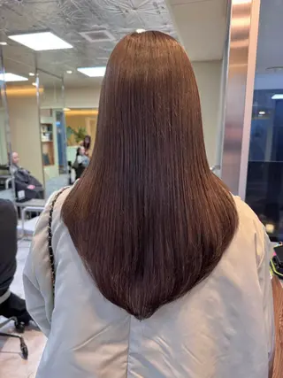 セミロング カラー ナチュラルに目を惹く デザイン/KOHNOのヘアスタイル