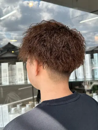 パーマ メンズ arika オケシ　リョウダイのヘアスタイル