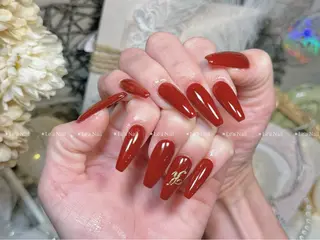 ネイル Luxe Nail Salonのネイルデザイン