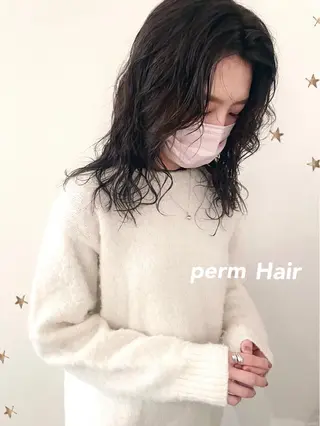 ミディアム パーマ 市川 千夏のヘアスタイル
