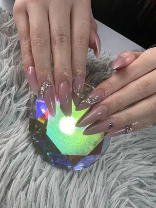 ネイル シェヌネイル JURAのネイルデザイン